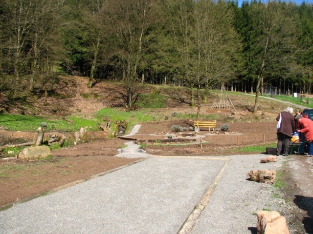 Der Kräutergarten im April 2008