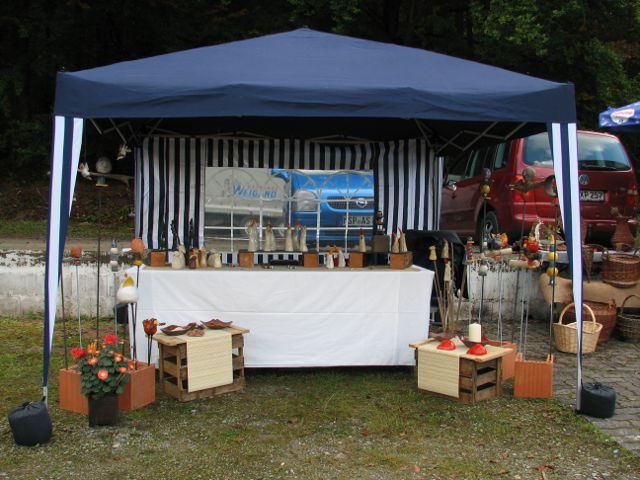 Der Eingang zum Kräutergarten - herbstlich geschmückt