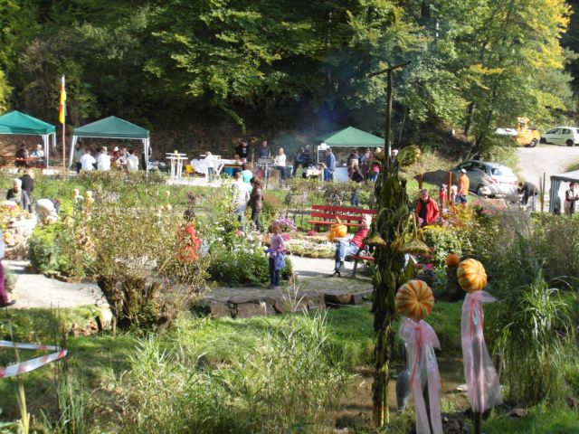 der Herbstliche Kräutergarten - Komplettansicht